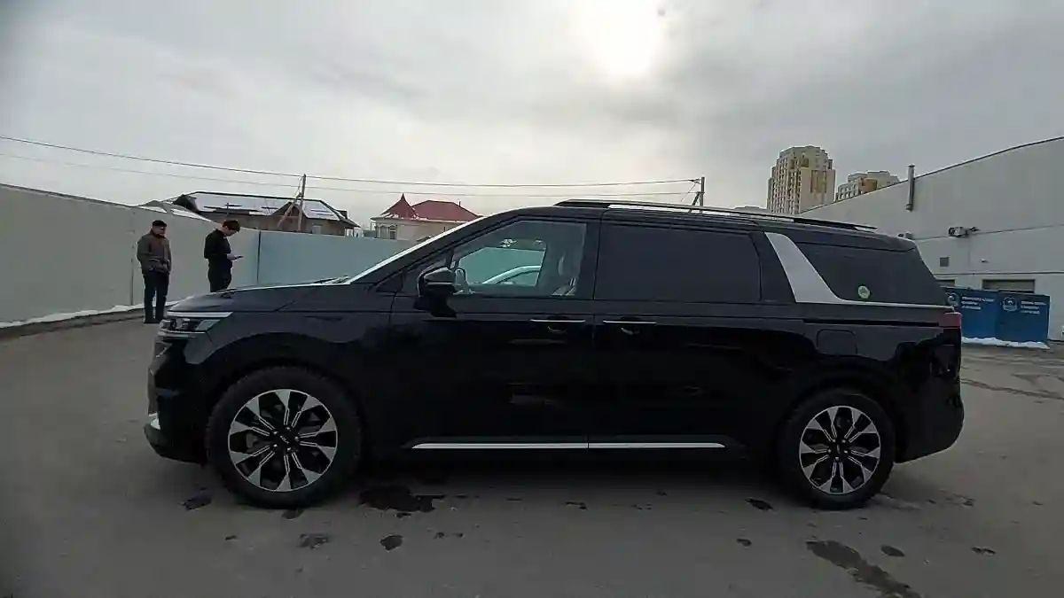 Kia Carnival 2022 года за 18 000 000 тг. в Шымкент