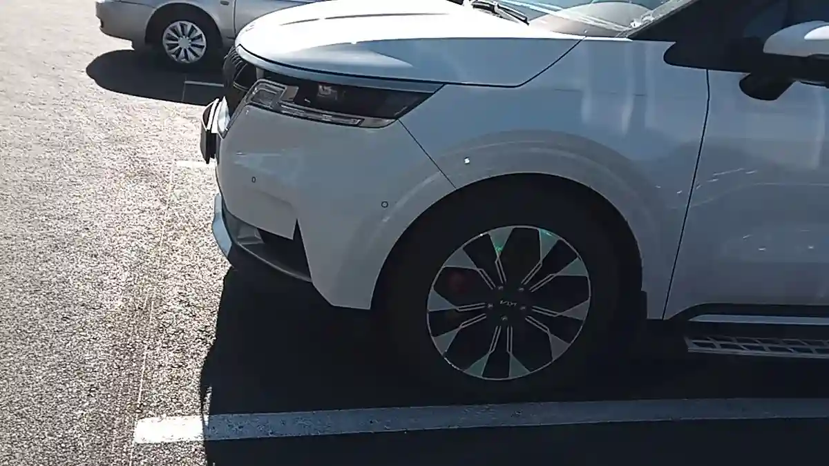 Kia Carnival 2022 года за 22 500 000 тг. в Астана