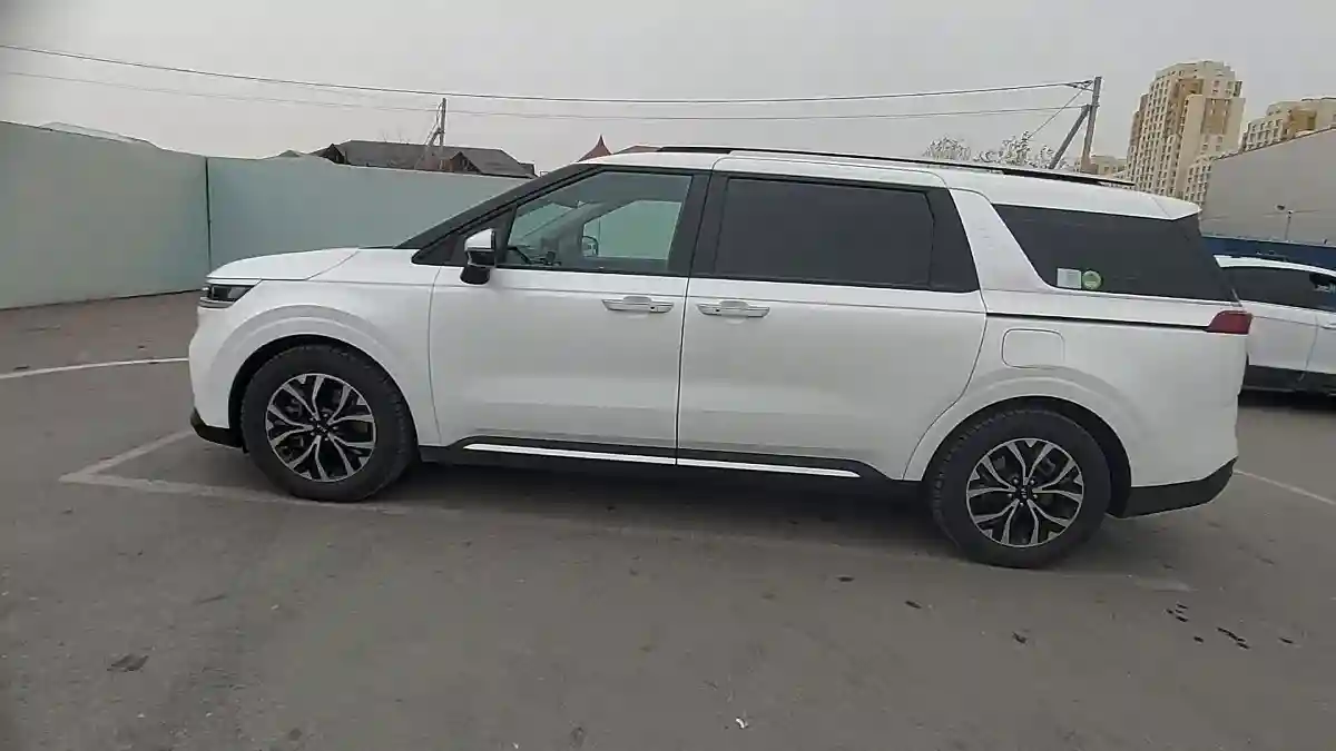 Kia Carnival 2021 года за 18 500 000 тг. в Шымкент