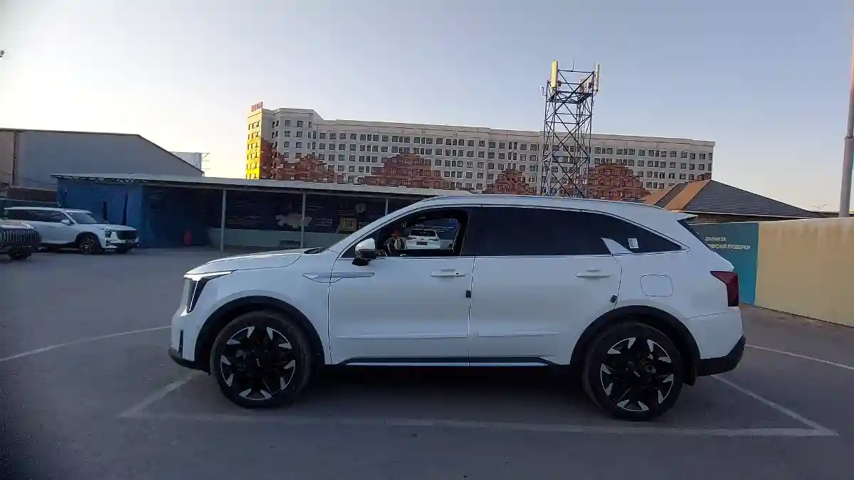 Kia Sorento 2024 года за 21 000 000 тг. в Шымкент