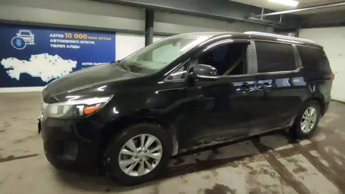 Kia Sedona 2016 года за 10 000 000 тг. в Астана