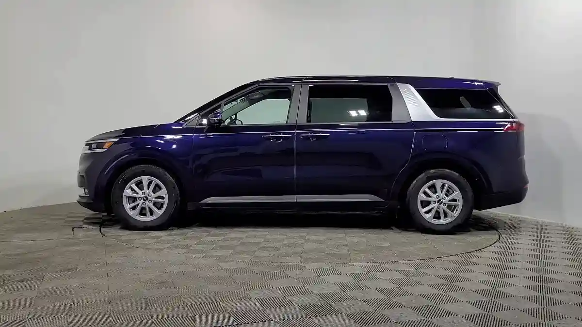 Kia Carnival 2021 года за 21 579 000 тг. в Алматы