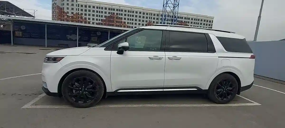 Kia Carnival 2022 года за 27 500 000 тг. в Шымкент
