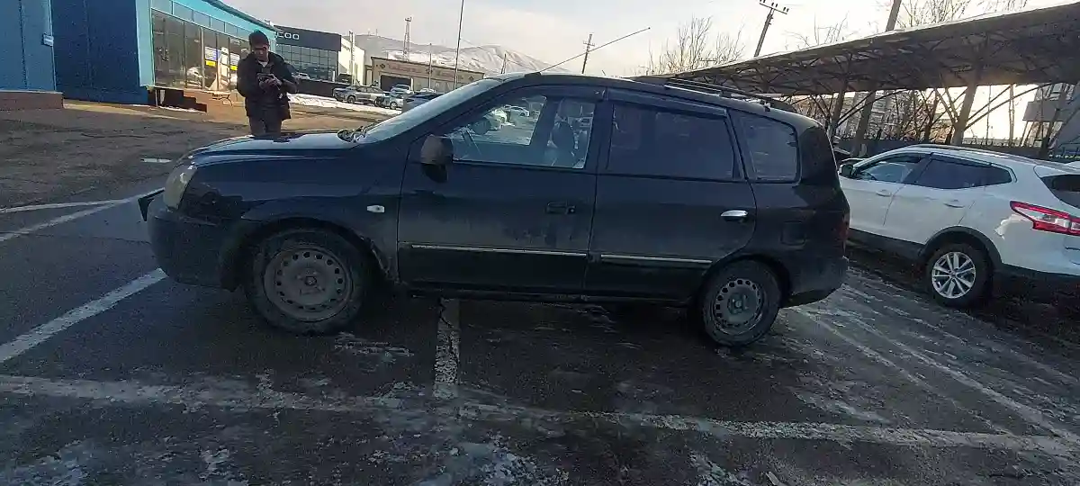 Kia Carens 2002 года за 2 500 000 тг. в Алматы