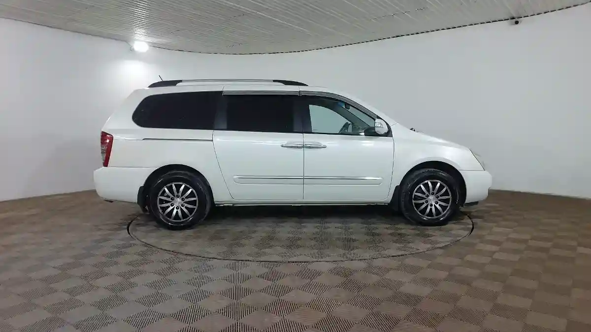 Kia Carnival 2010 года за 6 560 000 тг. в Шымкент