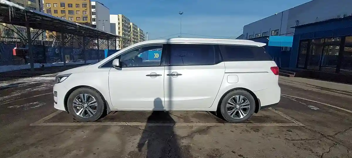 Kia Carnival 2019 года за 12 000 000 тг. в Алматы