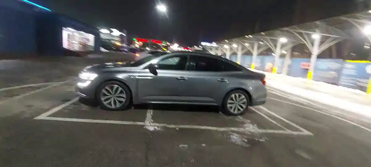 Renault Samsung SM6 2016 года за 9 500 000 тг. в Алматы