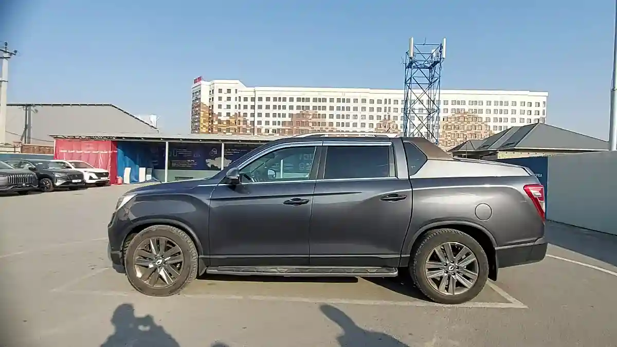 SsangYong Rexton 2019 года за 9 000 000 тг. в Шымкент