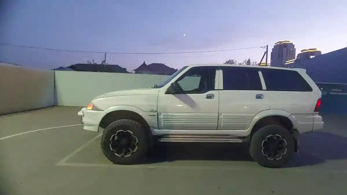 SsangYong Musso 1994 года за 1 800 000 тг. в Шымкент