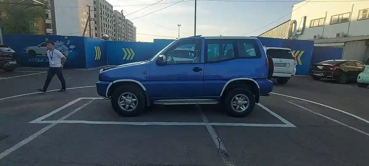 Nissan Mistral 1997 года за 2 500 000 тг. в Алматы