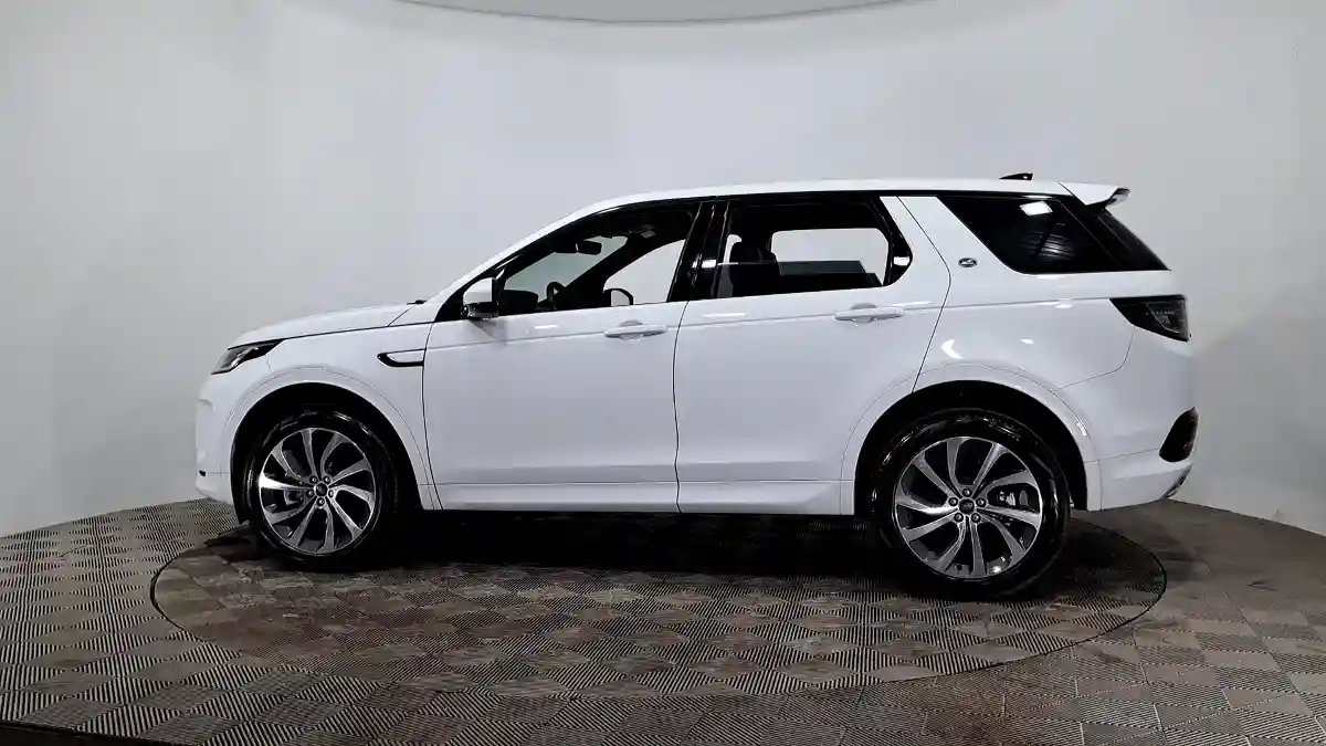 Land Rover Discovery Sport 2022 года за 20 900 000 тг. в Астана