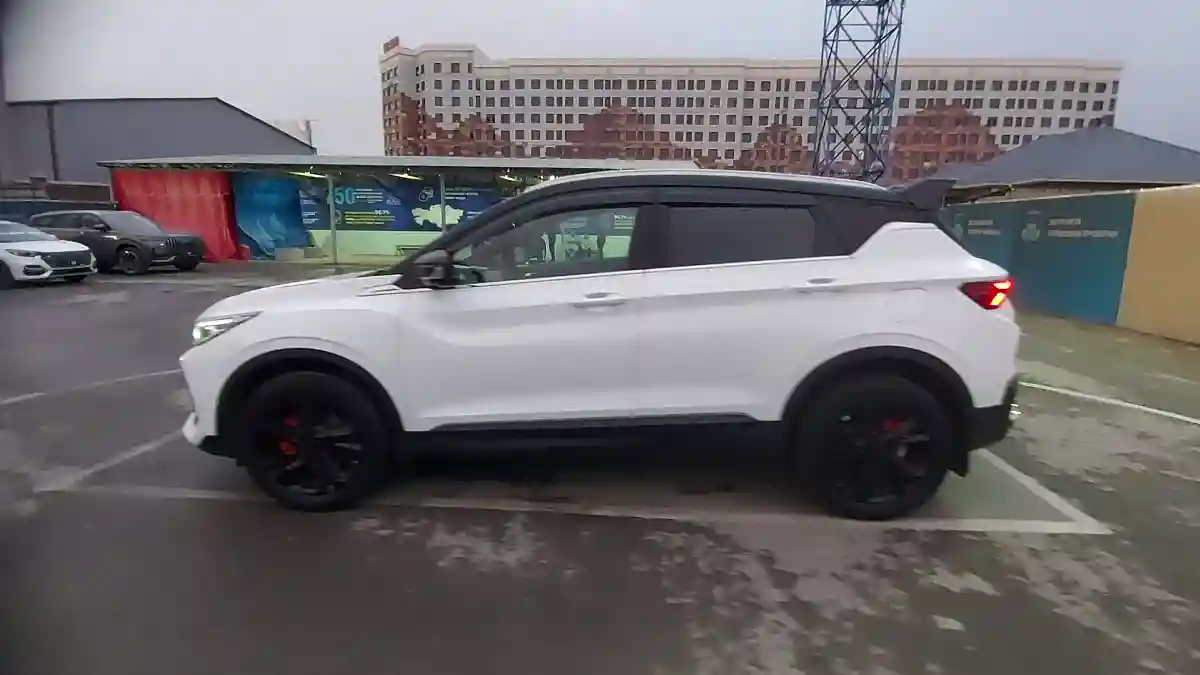 Geely Coolray 2023 года за 10 000 000 тг. в Шымкент
