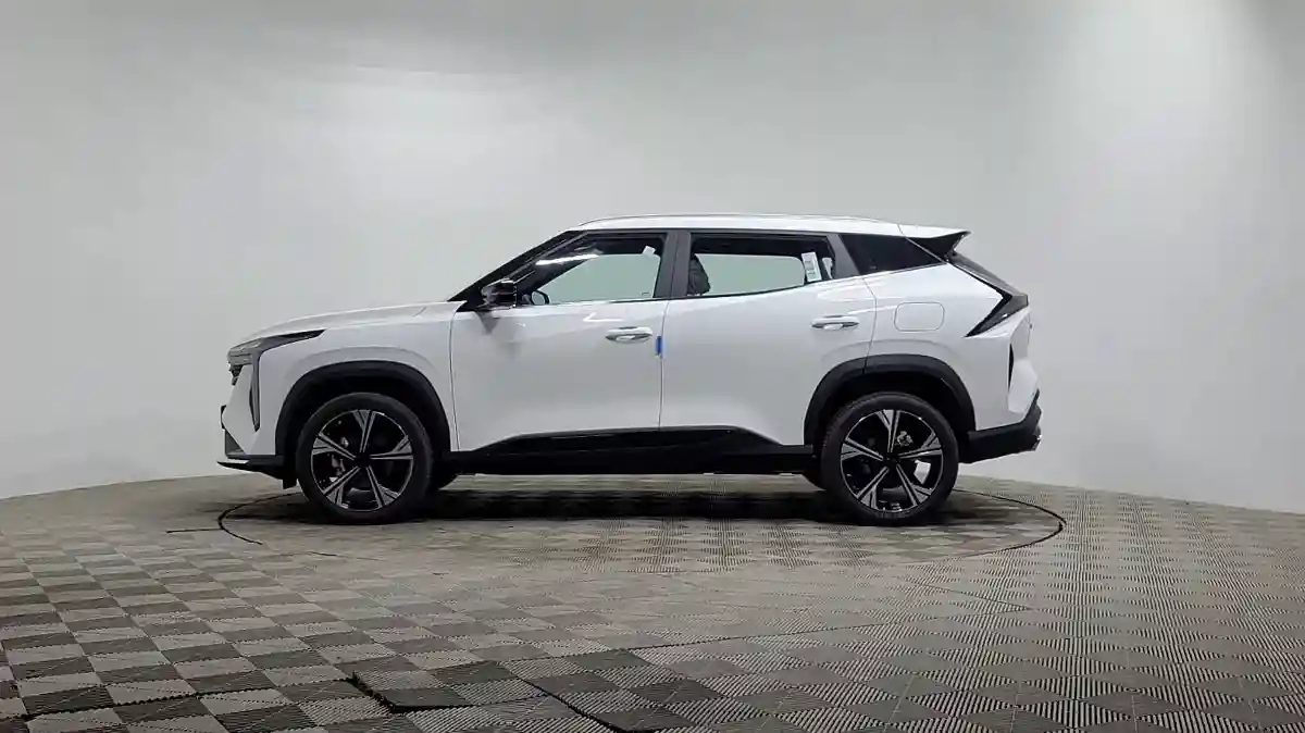 Geely Atlas 2024 года за 12 500 000 тг. в Алматы