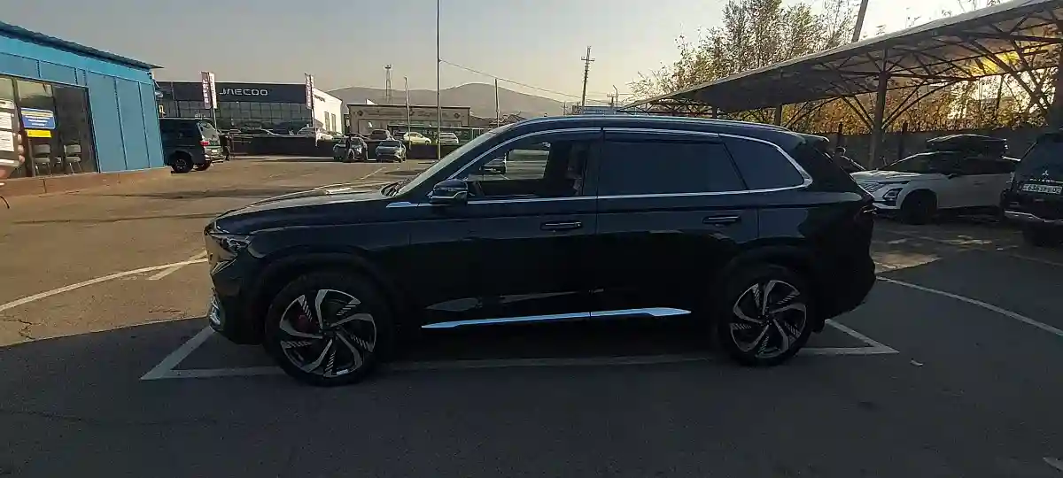 Geely Monjaro 2024 года за 15 000 000 тг. в Алматы