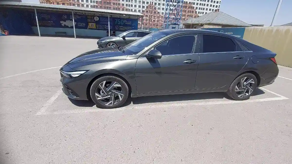 Hyundai Elantra 2024 года за 9 000 000 тг. в Шымкент