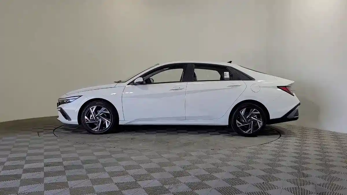 Hyundai Elantra 2024 года за 10 000 000 тг. в Алматы