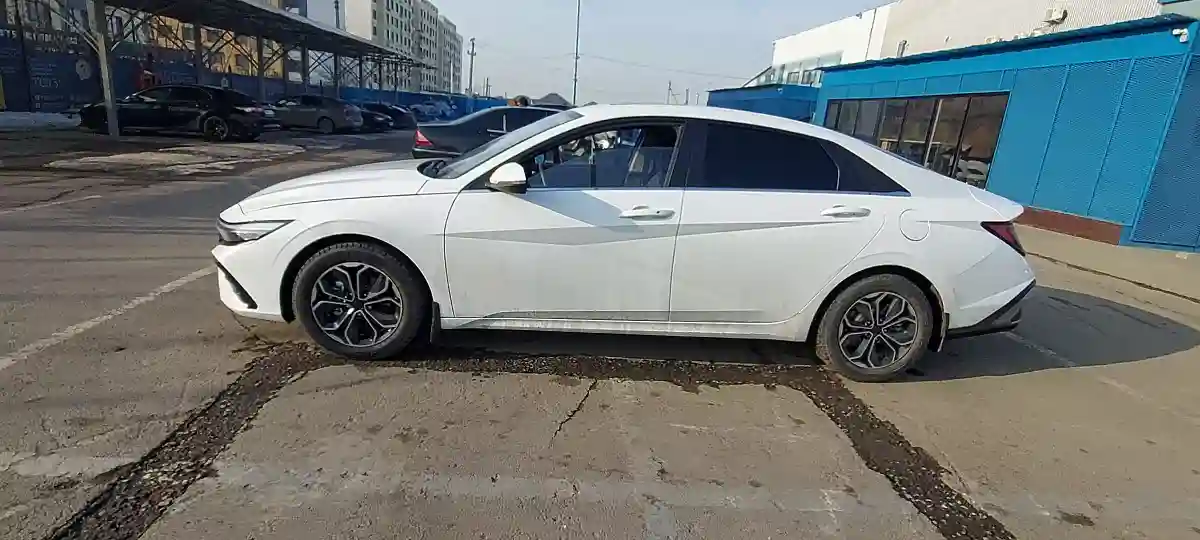 Hyundai Elantra 2024 года за 9 000 000 тг. в Алматы