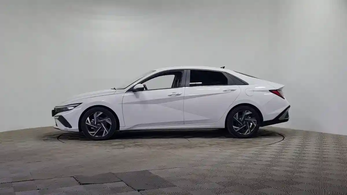 Hyundai Elantra 2024 года за 8 800 000 тг. в Алматы