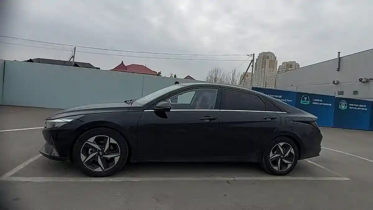 Hyundai Elantra 2023 года за 8 000 000 тг. в Шымкент