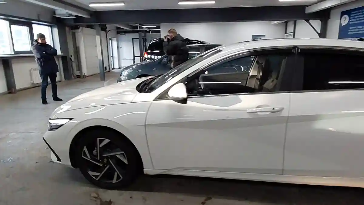 Hyundai Elantra 2024 года за 9 000 000 тг. в Астана