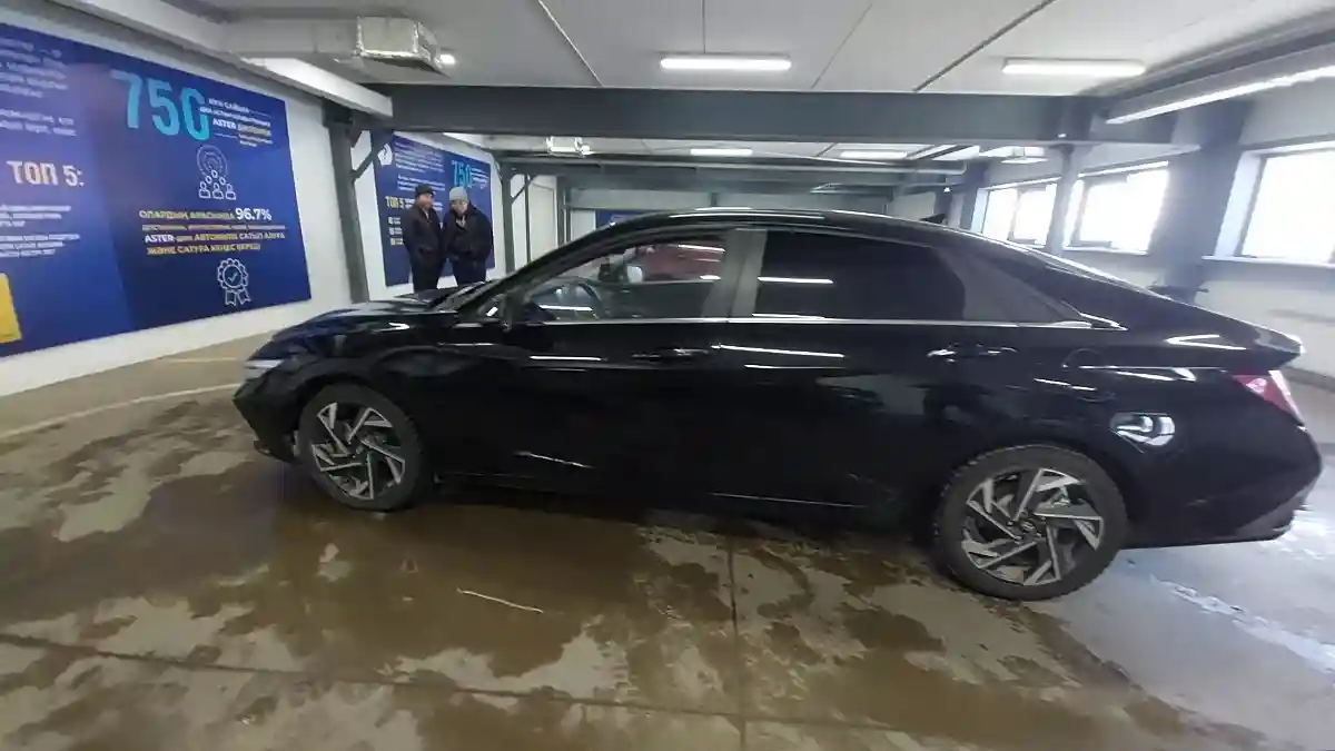 Hyundai Elantra 2024 года за 9 200 000 тг. в Астана