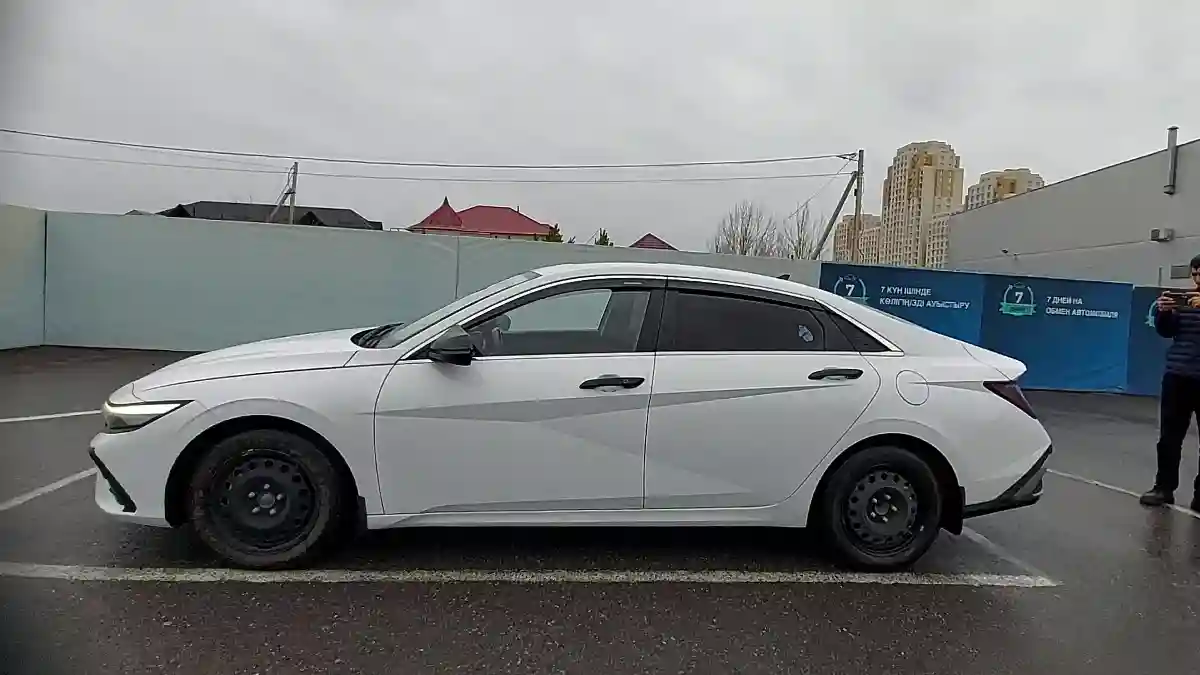 Hyundai Elantra 2024 года за 8 500 000 тг. в Шымкент