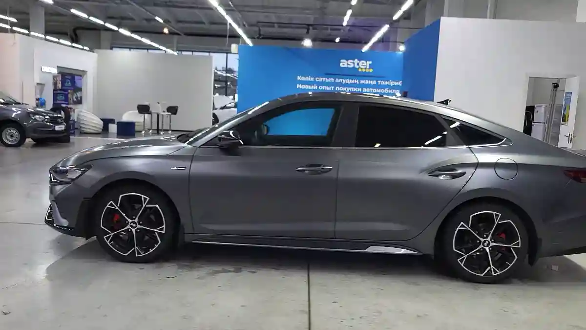 Hyundai Lafesta 2023 года за 9 900 000 тг. в Усть-Каменогорск