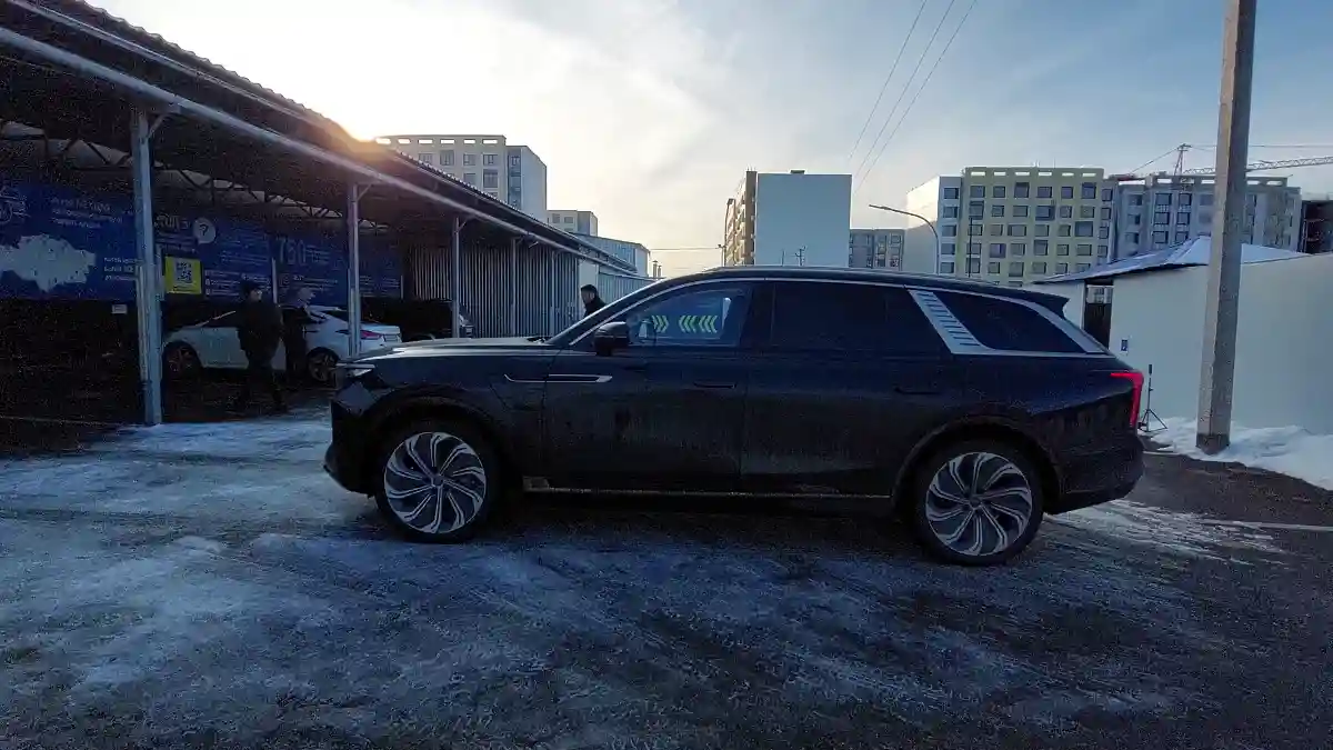 Hongqi E-HS9 2022 года за 40 000 000 тг. в Алматы