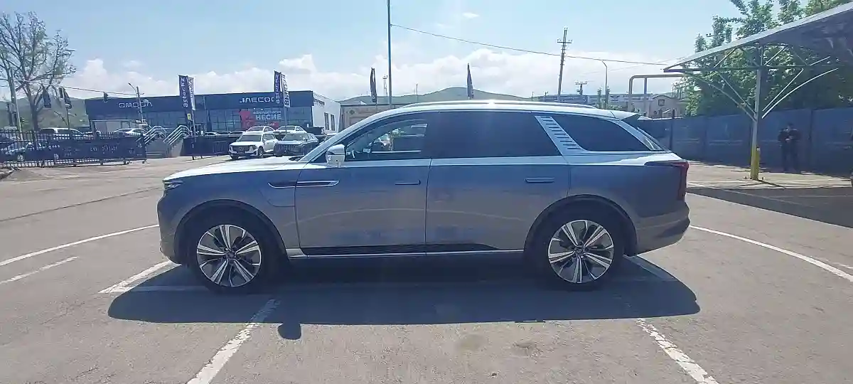 Hongqi E-HS9 2022 года за 26 000 000 тг. в Алматы