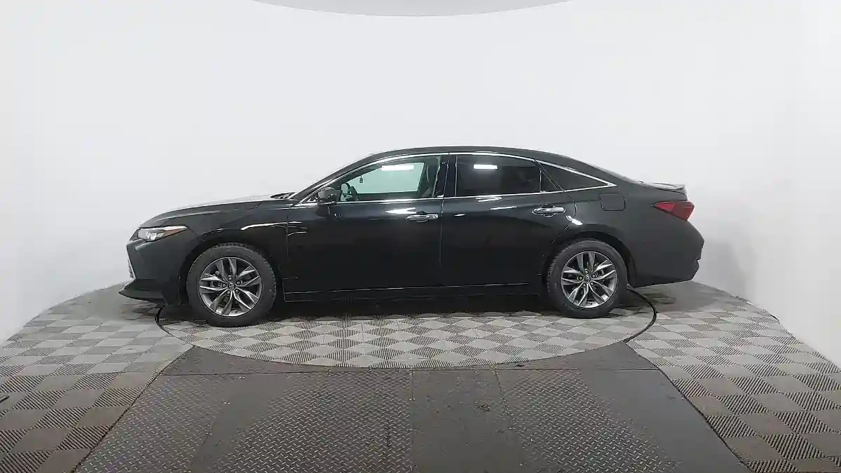 Toyota Avalon 2022 года за 15 500 000 тг. в Астана