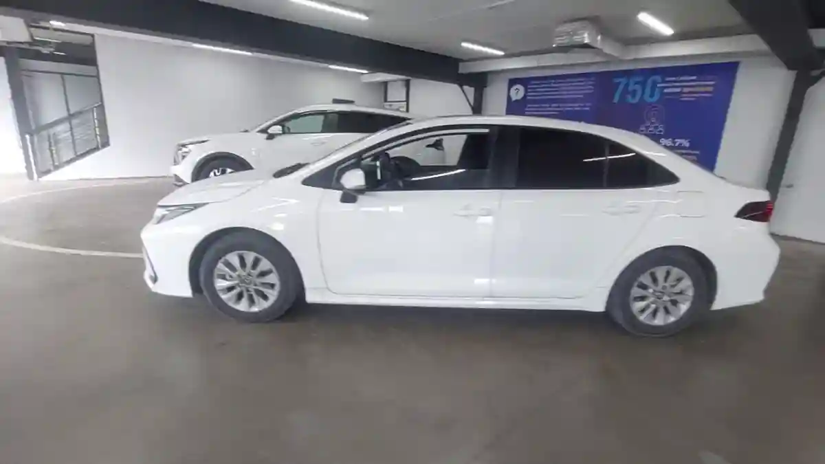 Toyota Corolla 2022 года за 9 200 000 тг. в Астана