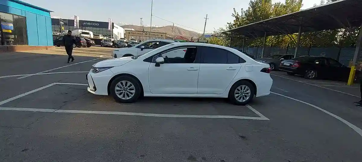 Toyota Corolla 2022 года за 9 500 000 тг. в Алматы