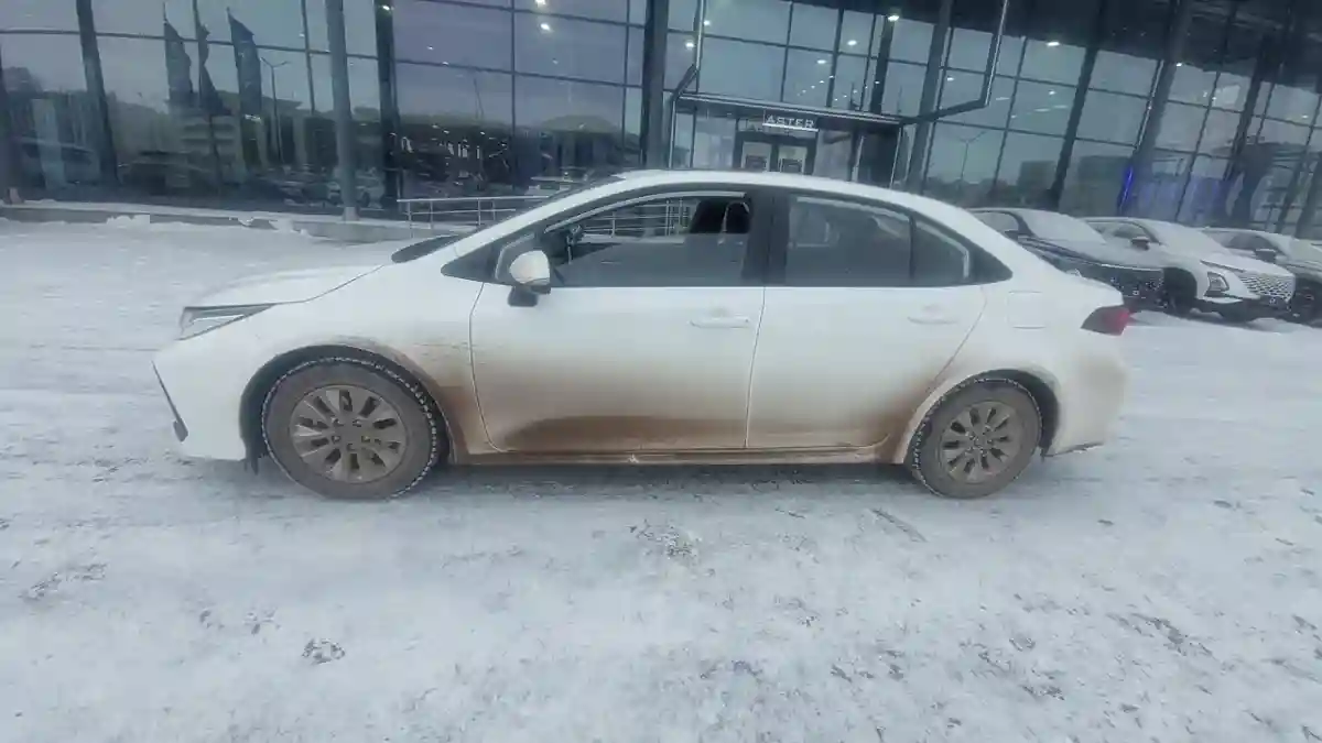 Toyota Corolla 2022 года за 10 000 000 тг. в Астана