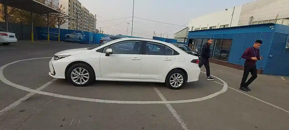 Toyota Corolla 2023 года за 10 200 000 тг. в Алматы