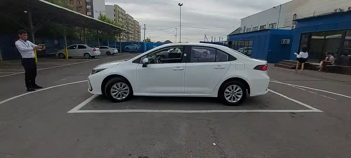 Toyota Corolla 2020 года за 8 000 000 тг. в Алматы