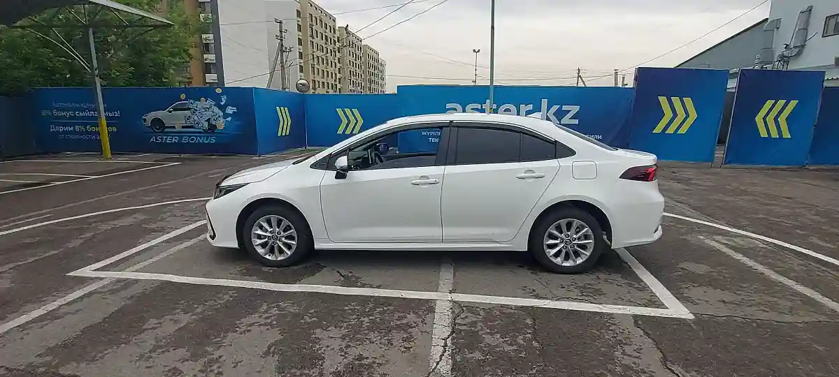 Toyota Corolla 2022 года за 9 200 000 тг. в Алматы