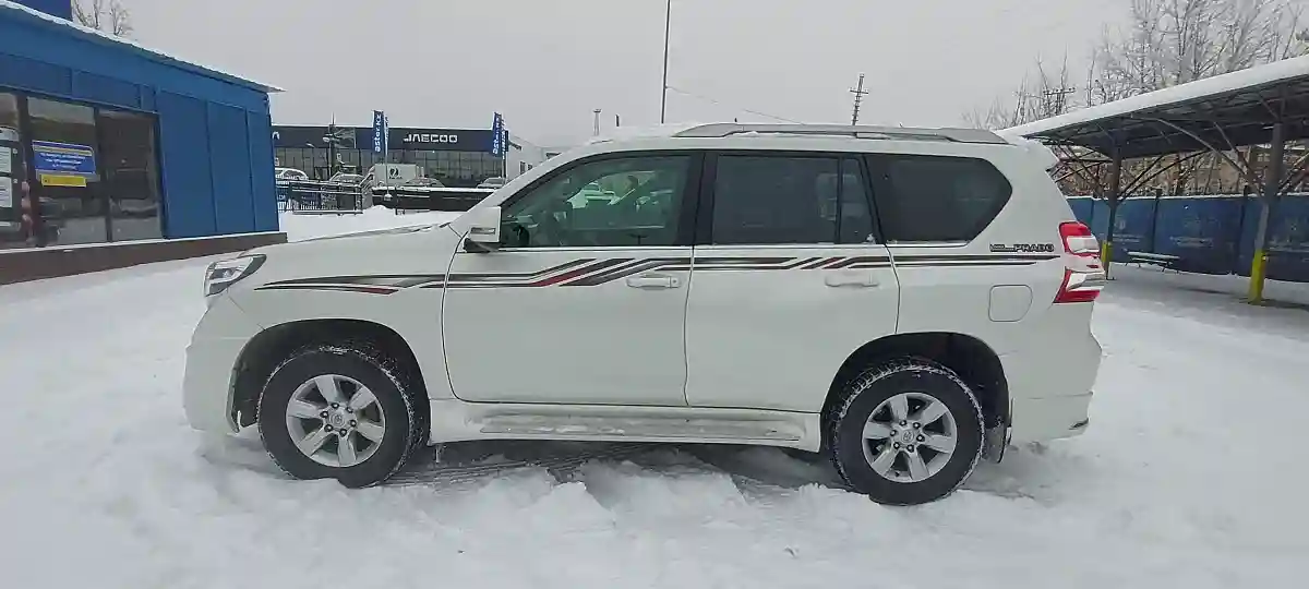 Toyota Land Cruiser Prado 2016 года за 17 000 000 тг. в Алматы