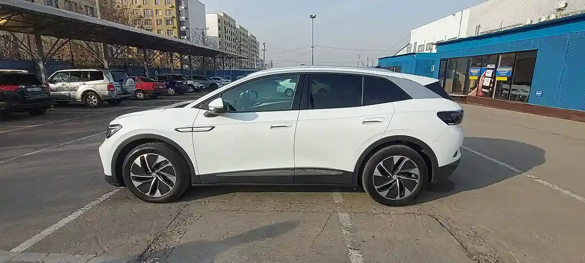Volkswagen ID.4 2022 года за 11 000 000 тг. в Алматы