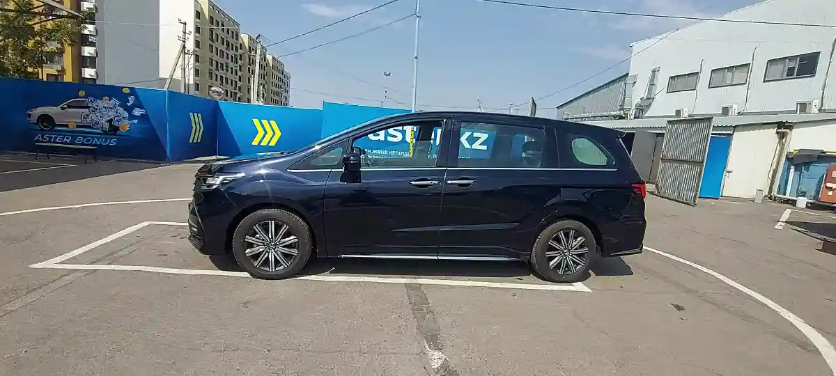 Honda Odyssey 2023 года за 21 000 000 тг. в Алматы