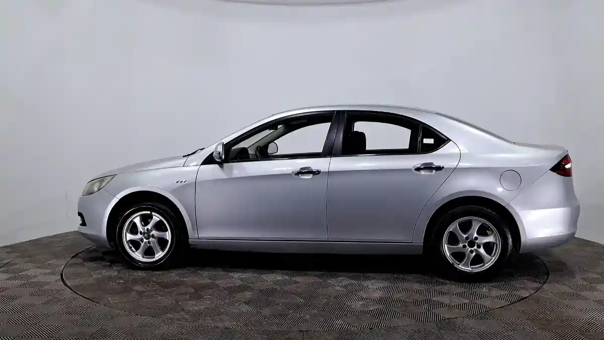 JAC J5 (Heyue) 2015 года за 2 570 000 тг. в Астана