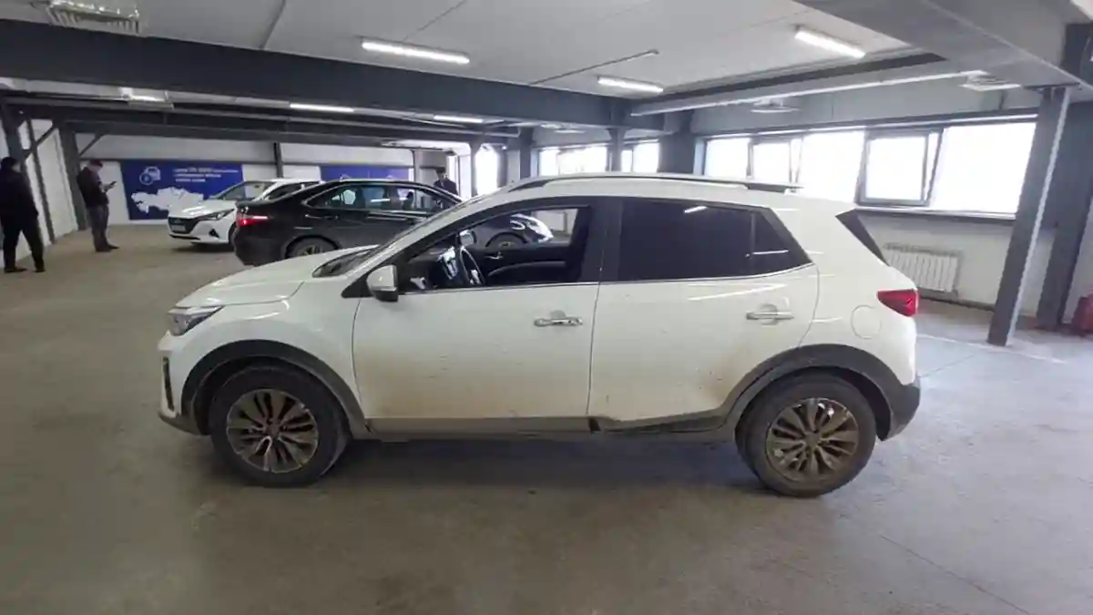 Kia Rio 2023 года за 7 500 000 тг. в Астана