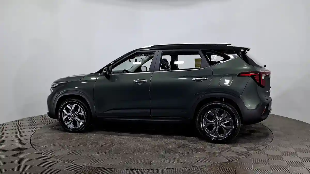 Kia Seltos 2023 года за 9 990 000 тг. в Актау