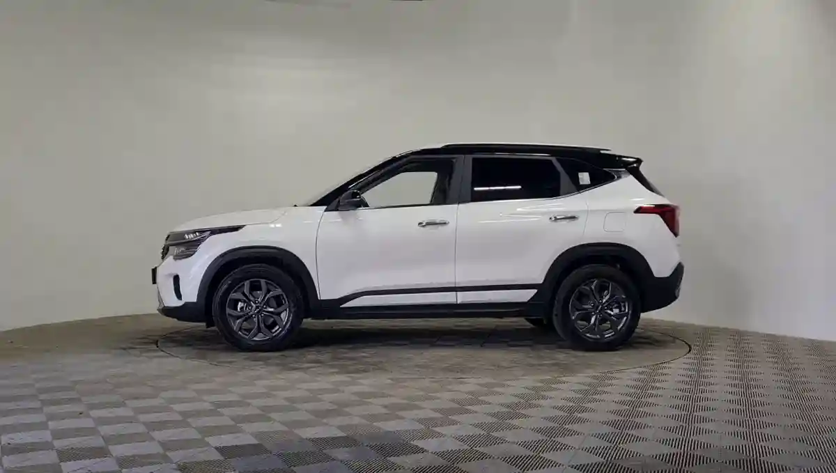 Kia Seltos 2023 года за 10 590 000 тг. в Алматы