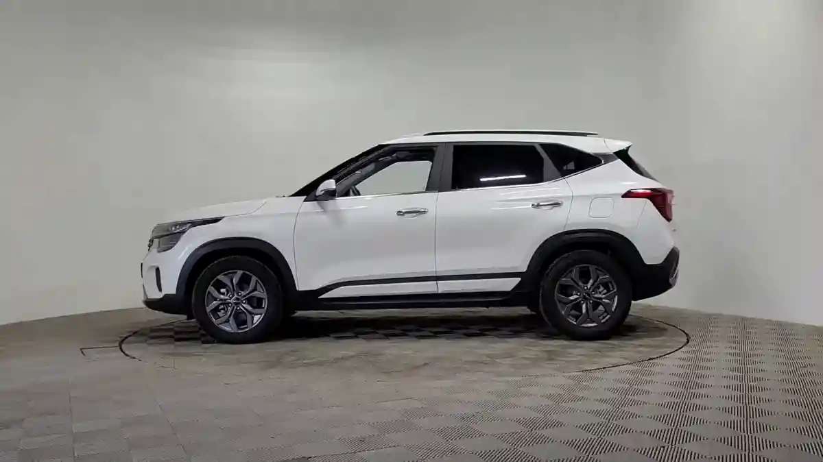 Kia Seltos 2024 года за 10 890 000 тг. в Алматы
