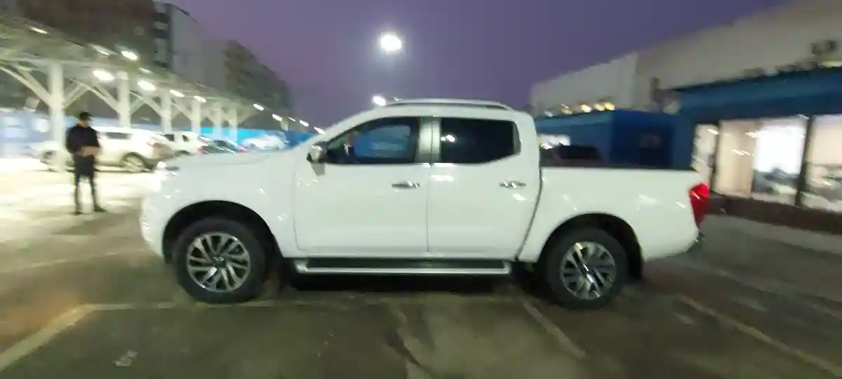 Nissan Navara (Frontier) 2022 года за 19 000 000 тг. в Алматы