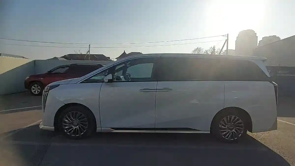 GAC M8 2023 года за 22 000 000 тг. в Шымкент