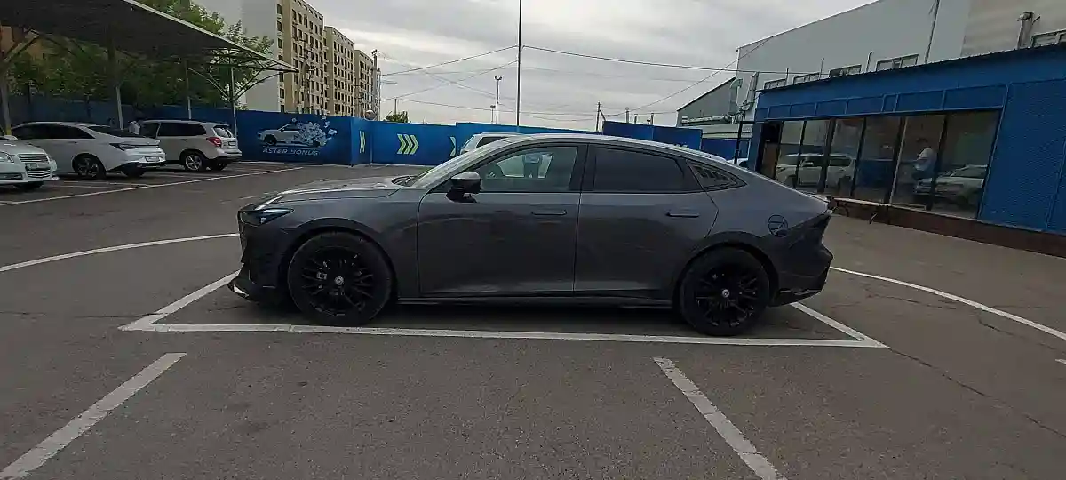 Changan UNI-V 2023 года за 10 000 000 тг. в Алматы