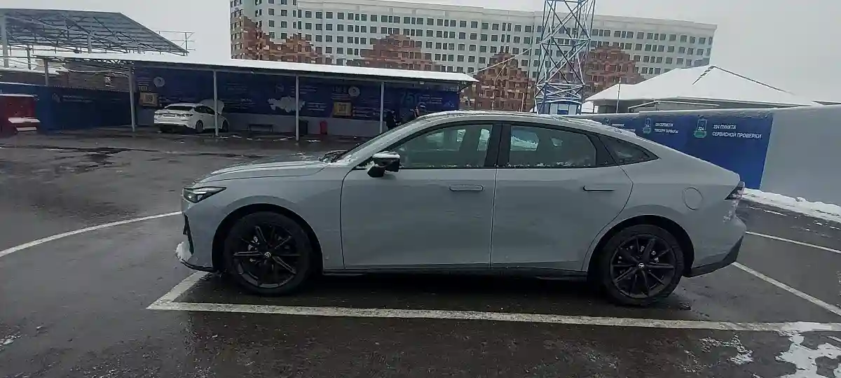 Changan UNI-V 2023 года за 13 000 000 тг. в Шымкент