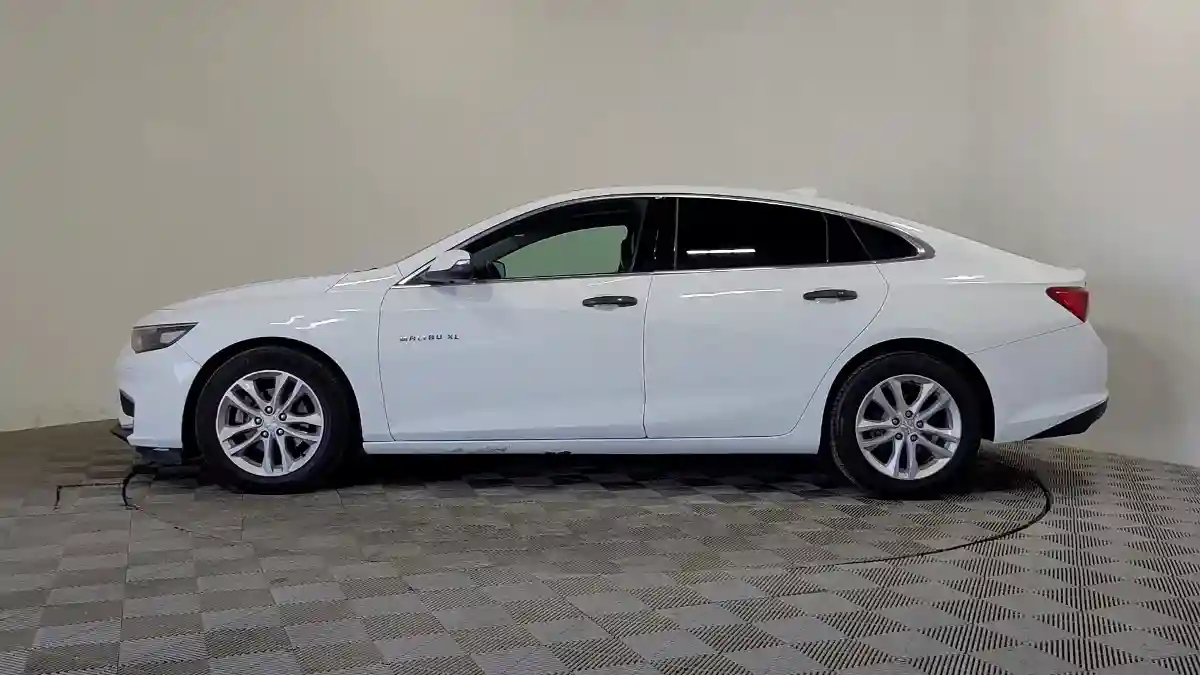 Chevrolet Malibu 2016 года за 7 890 000 тг. в Алматы