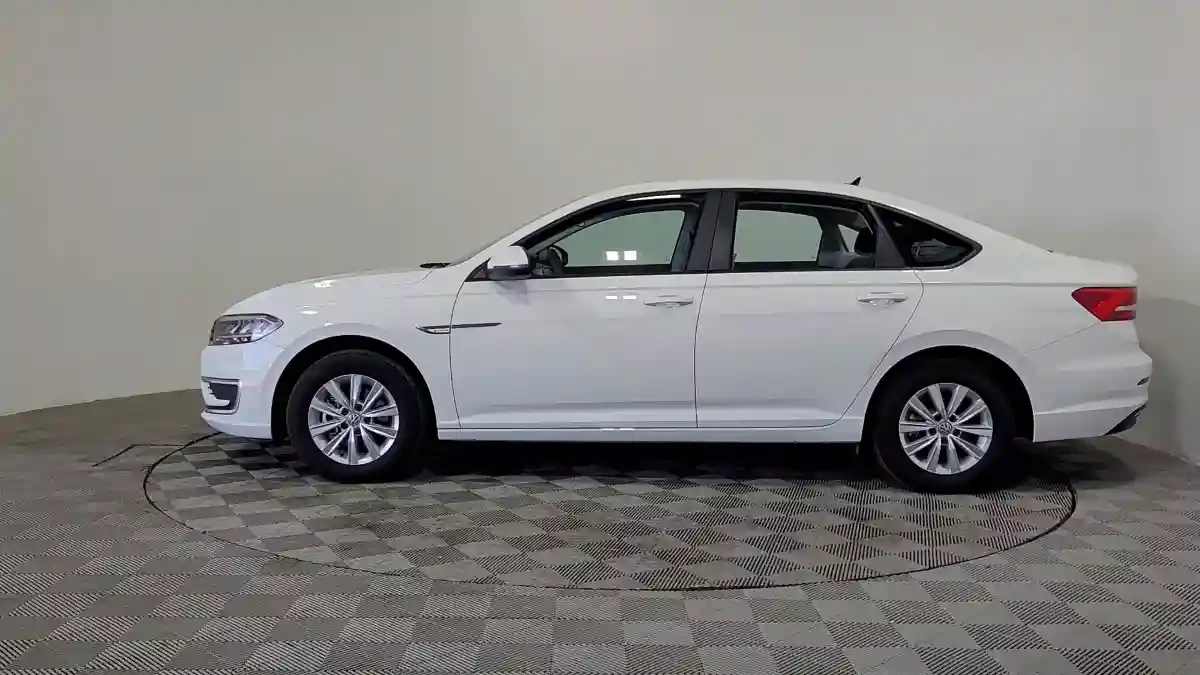 Volkswagen Lavida 2021 года за 10 639 000 тг. в Алматы